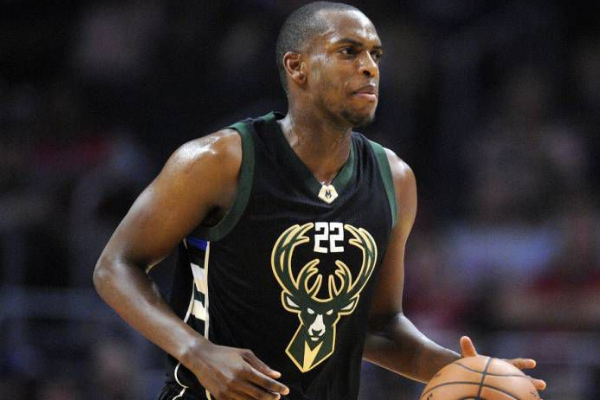 紧张激烈的 紧张激烈的